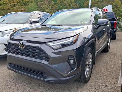 2023 Toyota RAV4 XLE Premium
