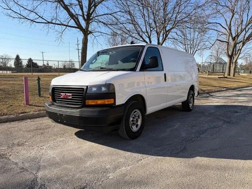 2022 GMC Savana 2500 Work Van