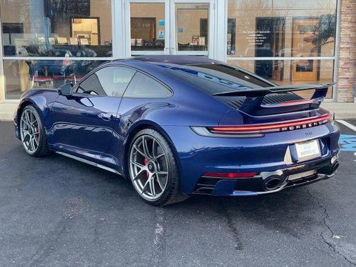2024 Porsche 911 Carrera 4S