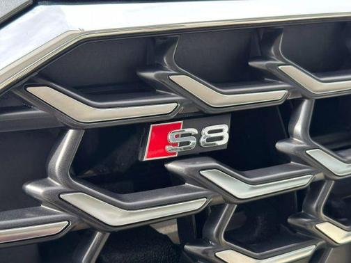 2022 Audi S8 4.0T quattro