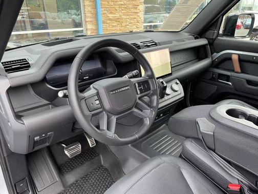 2023 Land Rover Defender 90 X