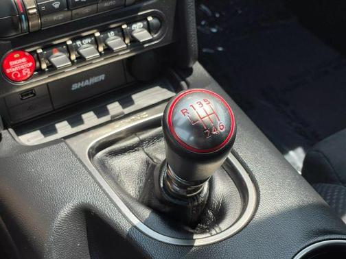 2017 Ford Shelby GT350 Base