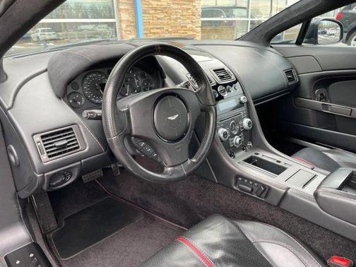 2015 Aston Martin Vantage GT Base