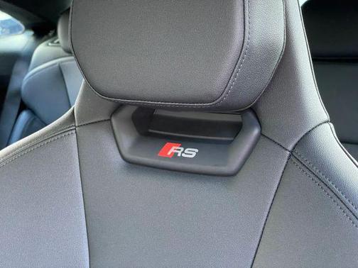 2024 Audi RS e-tron GT Base