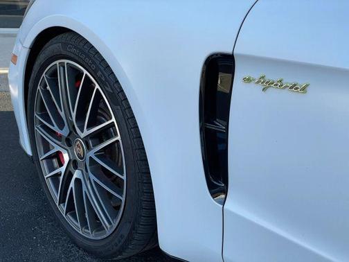 White 2022 Porsche Panamera 4S