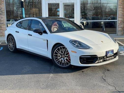 White 2022 Porsche Panamera 4S