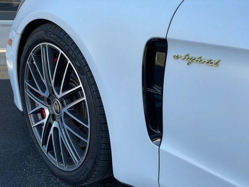 White 2022 Porsche Panamera 4S