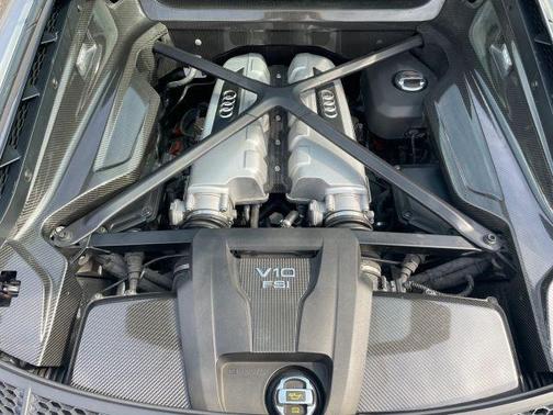 2017 Audi R8 5.2 quattro