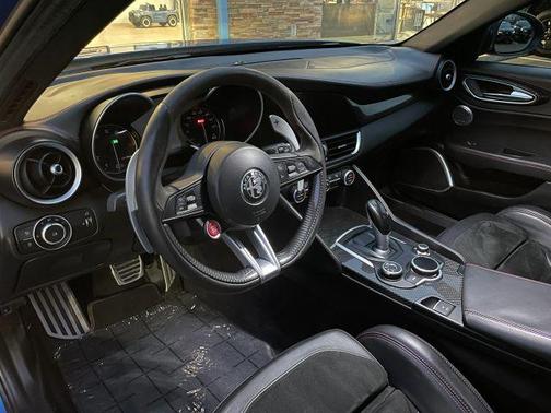 2018 Alfa Romeo Giulia Quadrifoglio