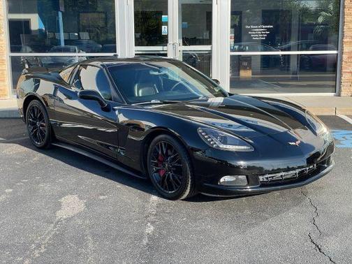 Smokin Asphalt 2005 Chevrolet Corvette