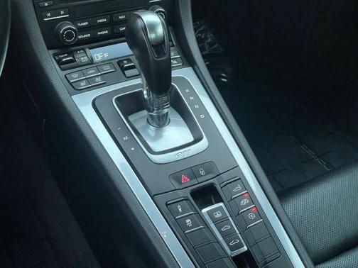 2017 Porsche 911 Carrera