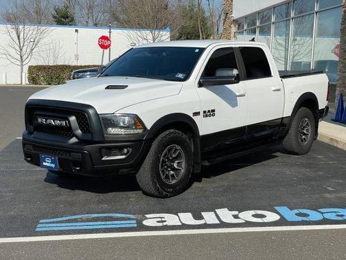 Bright White Clearcoat 2017 RAM 1500 Rebel
