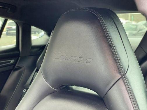 2017 Porsche Panamera Turbo