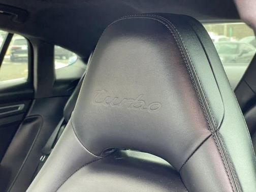 2017 Porsche Panamera Turbo
