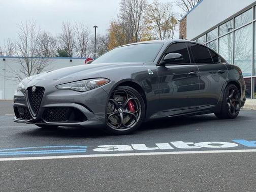 2023 Alfa Romeo Giulia Quadrifoglio
