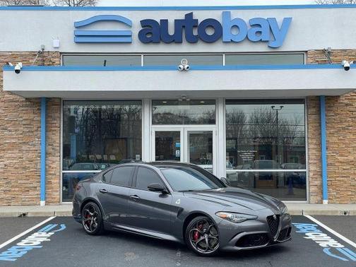 2023 Alfa Romeo Giulia Quadrifoglio