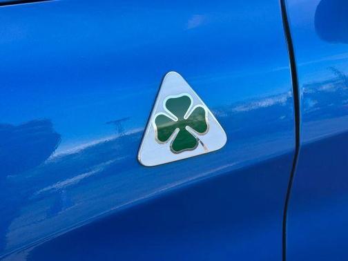 2023 Alfa Romeo Stelvio Quadrifoglio