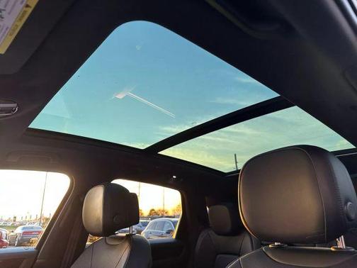 2021 Porsche Cayenne Base