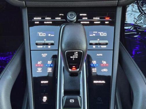 2021 Porsche Cayenne Base