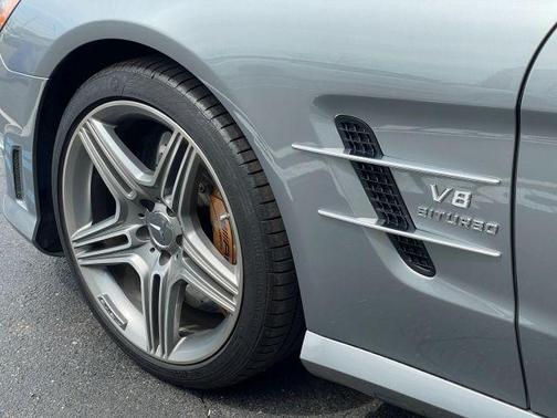 Gray 2013 Mercedes-Benz SL-Class SL 63 AMG