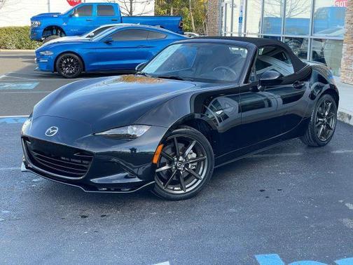 2016 Mazda MX-5 Miata Club