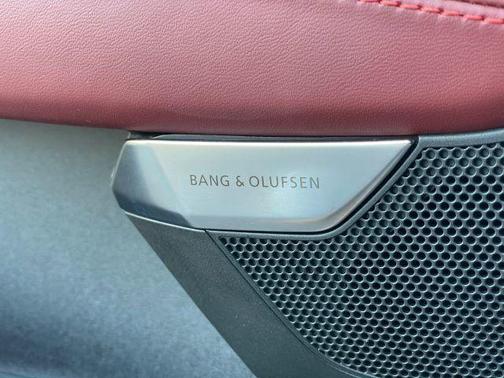 2022 Audi RS e-tron GT Base