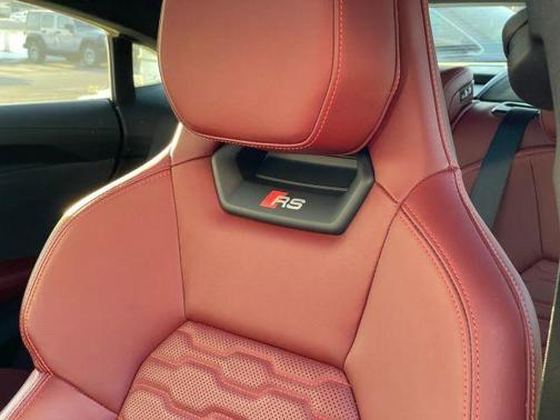 2022 Audi RS e-tron GT Base