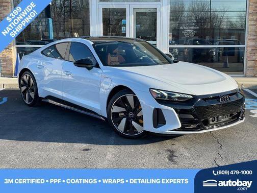 2022 Audi RS e-tron GT Base