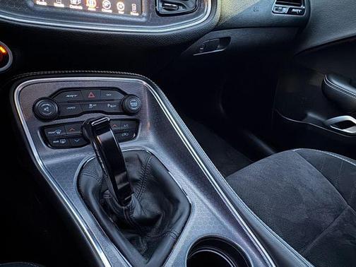 2016 Dodge Challenger SRT 392