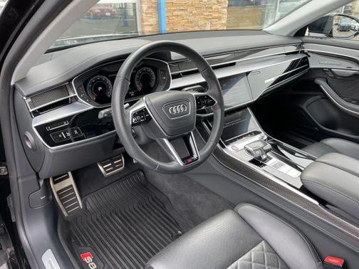 Mythos Black Metallic 2023 Audi S8 4.0T quattro