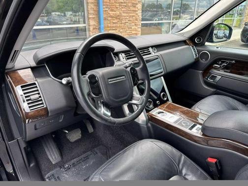 2021 Land Rover Range Rover Base