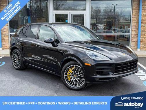 2021 Porsche Cayenne E-Hybrid Turbo S