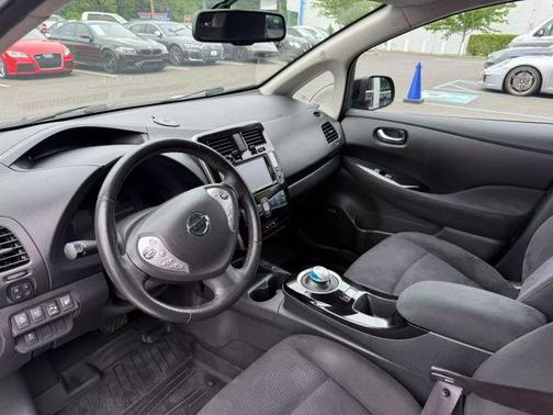 2015 Nissan Leaf SV