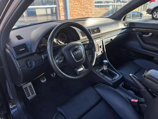 2007 Audi RS 4 4.2L (M6)