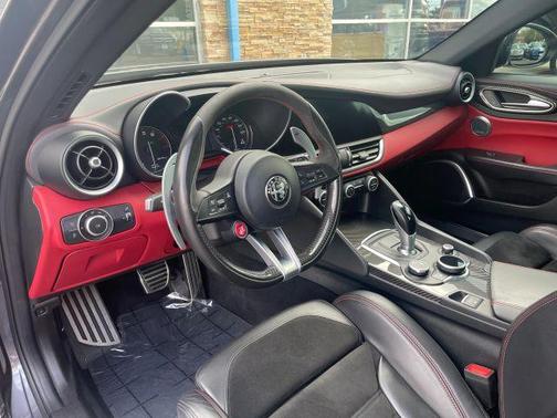 2018 Alfa Romeo Giulia Quadrifoglio