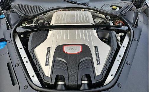 2017 Porsche Panamera Turbo