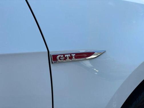 2016 Volkswagen Golf GTI AUTOBAHN