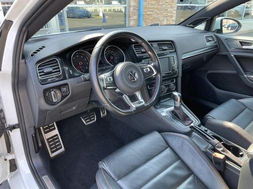 Pure White 2016 Volkswagen Golf GTI AUTOBAHN