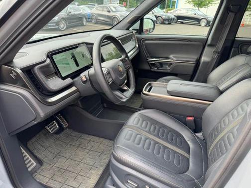 2022 Rivian R1T Adventure Package