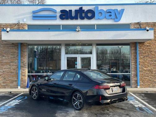 2025 BMW 550e xDrive