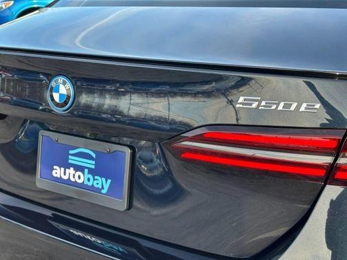 2025 BMW 550e xDrive