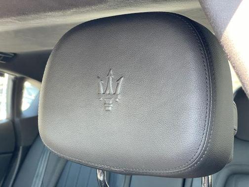 Black 2018 Maserati Quattroporte S Q4