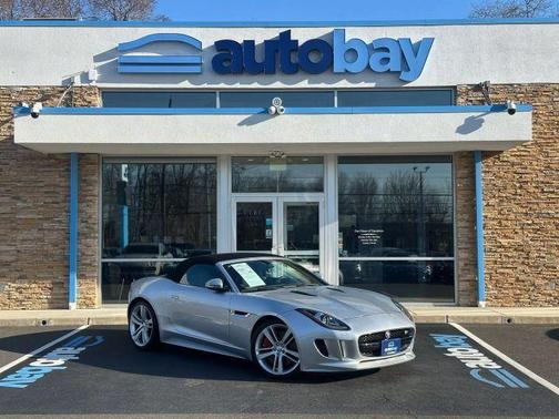 2014 Jaguar F-TYPE V8 S