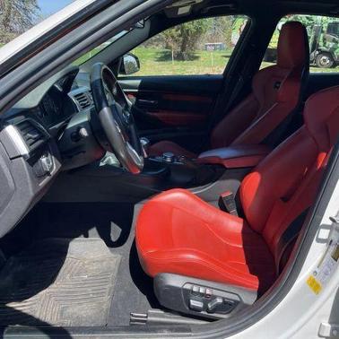Mineral White Metallic 2018 BMW M3 Base