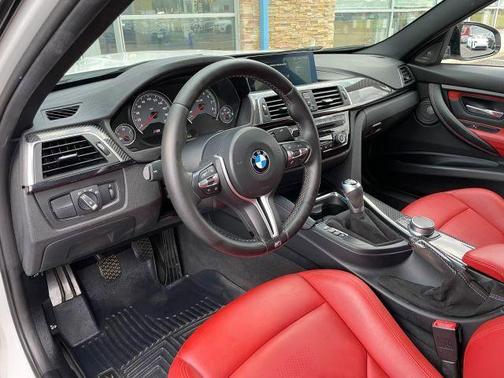 Mineral White Metallic 2018 BMW M3 Base