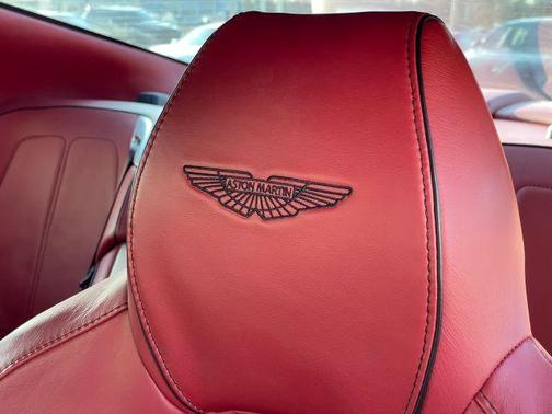 2015 Aston Martin DB9 Base