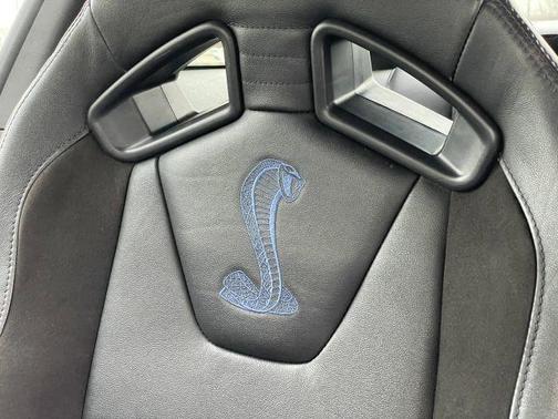 2014 Ford Shelby GT500 Base