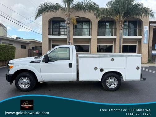 White 2013 Ford F-250 XL