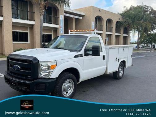 White 2013 Ford F-250 XL