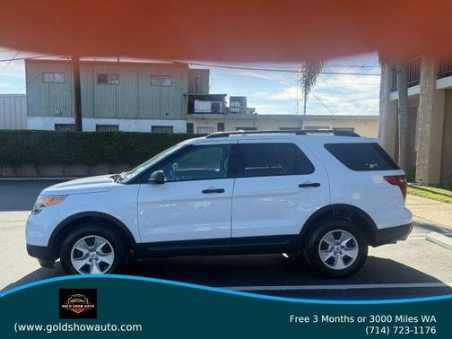 White 2014 Ford Explorer Base
